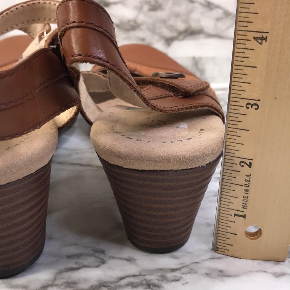 Clarks Valarie Rally Sandals Womens Sz 9 Brown Mahogany 2 Tone Block Heels - Picture 9 of 12